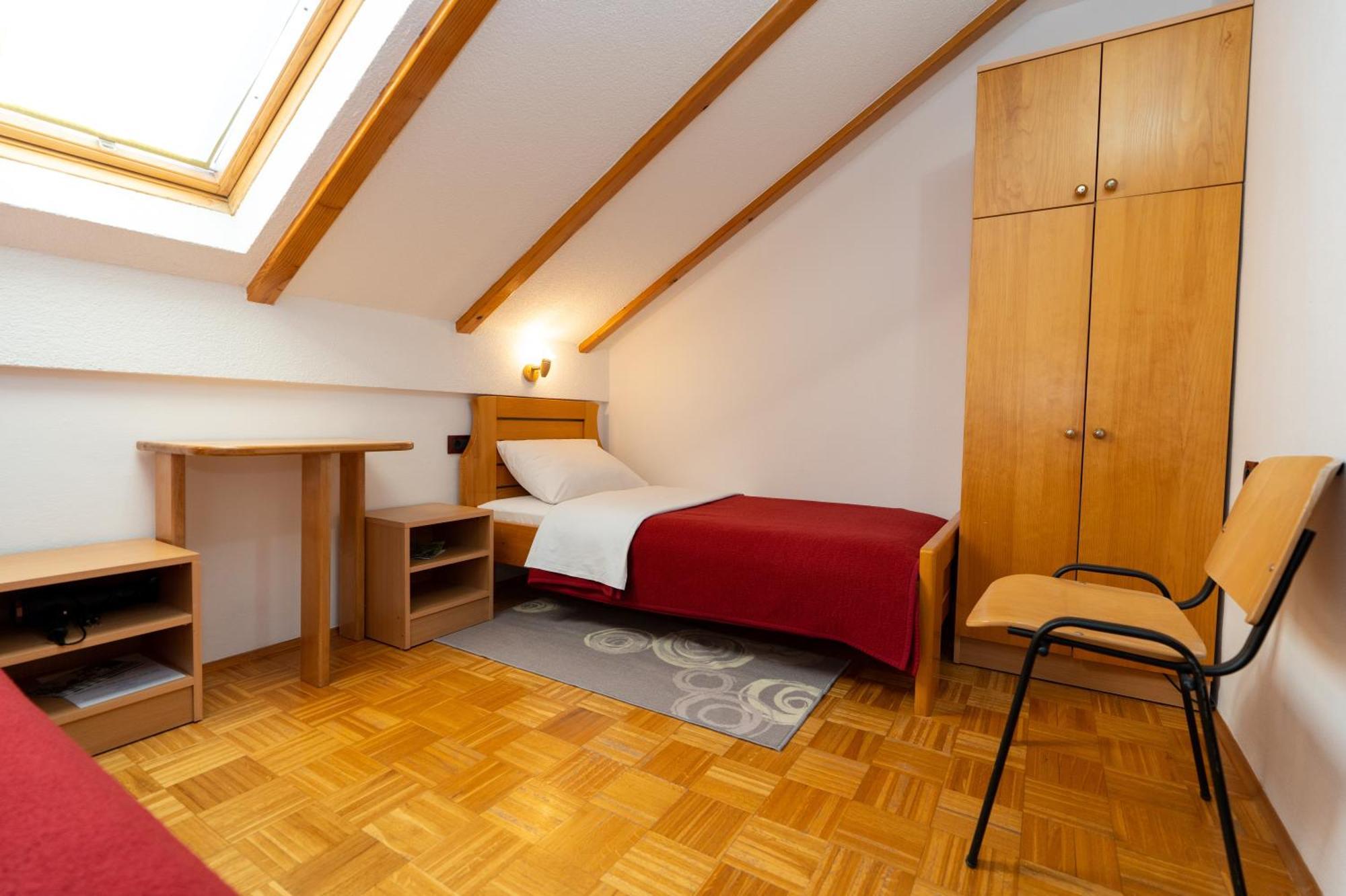 Apartman Miramare Otočac Dış mekan fotoğraf
