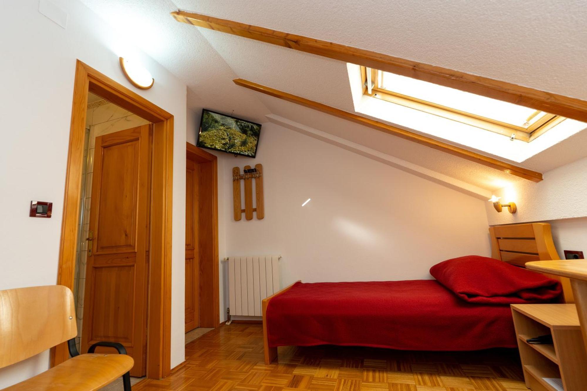 Apartman Miramare Otočac Dış mekan fotoğraf