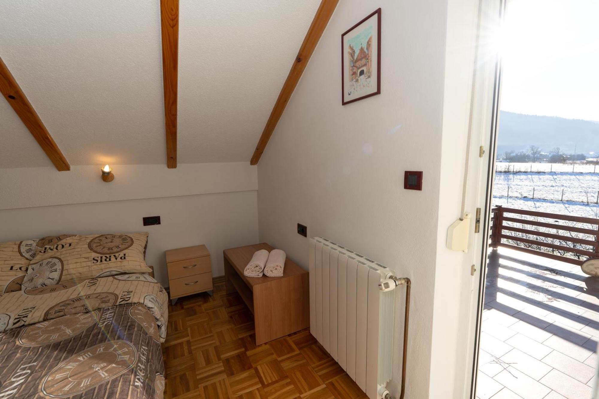 Apartman Miramare Otočac Dış mekan fotoğraf