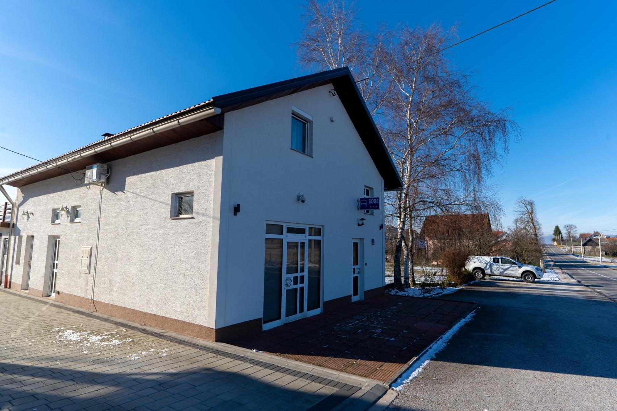 Apartman Miramare Otočac Dış mekan fotoğraf