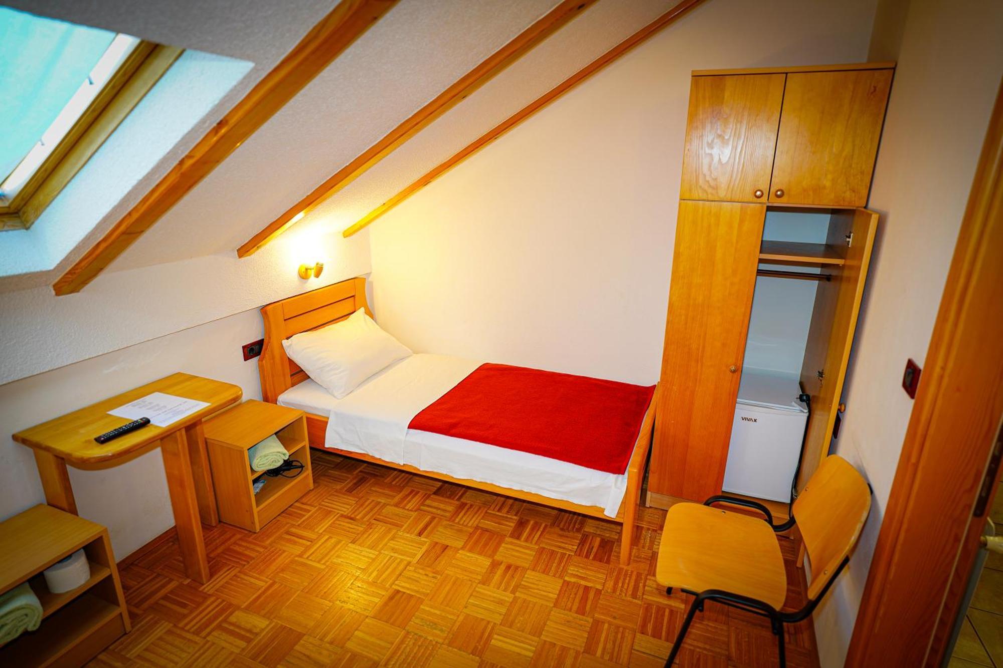 Apartman Miramare Otočac Dış mekan fotoğraf