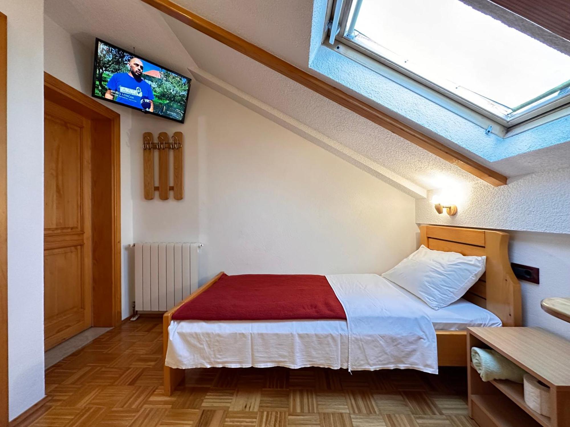 Apartman Miramare Otočac Dış mekan fotoğraf