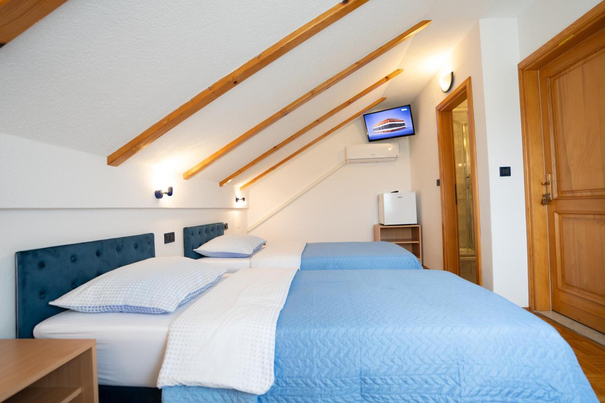 Apartman Miramare Otočac Dış mekan fotoğraf