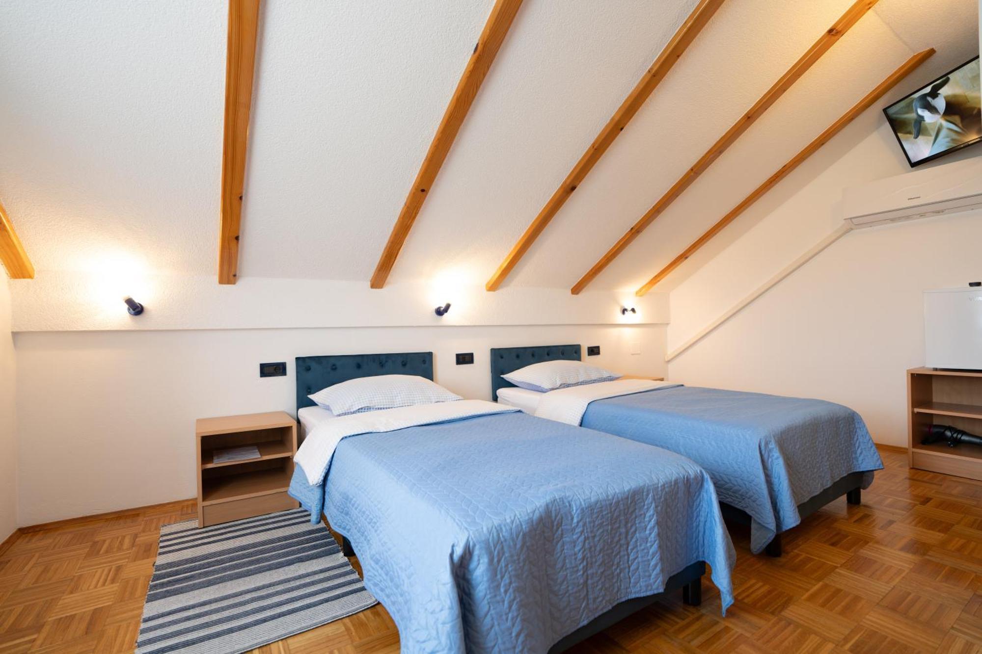 Apartman Miramare Otočac Dış mekan fotoğraf