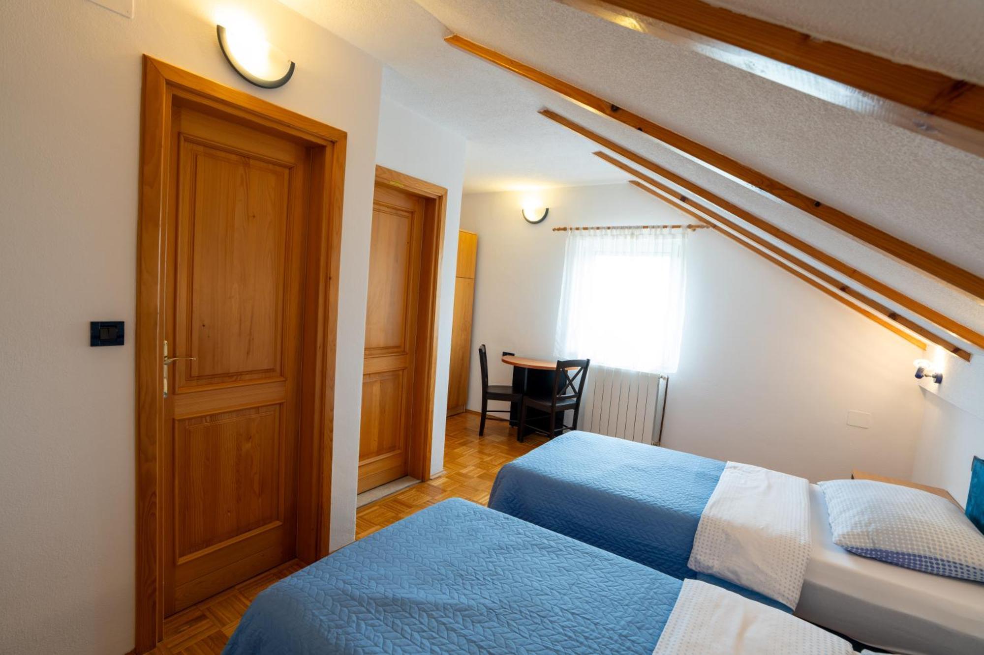 Apartman Miramare Otočac Dış mekan fotoğraf