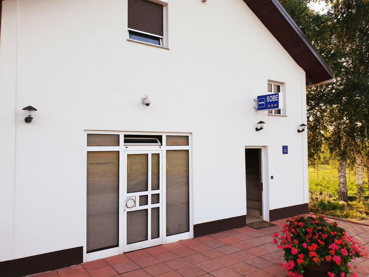 Apartman Miramare Otočac Dış mekan fotoğraf